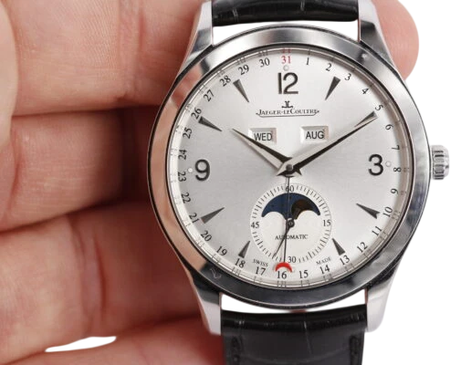 Titel: Master Control (Nyhed)
Mærke: Jaeger-LeCoultre
Model: Master Control Calendar
Ref.: Q1558420
Kategori: Dress
Diameter: 39mm
Funktioner: Dato, Ugedag, Månefase
Årgang: 2016
Pris: 50000
Stand: 8.5 (Brugt)
Skivefarve: Sølv
Rem: Læder
Kassemateriale: Stål
Køn: Herre
Match: 100.0%
Billedet ejes af Wine & Watches (969178) Et Jaeger-LeCoultre ur