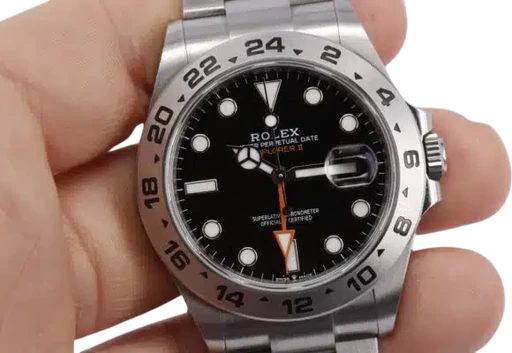 Title: Explorer
Brand: Rolex
Model: Explorer
Ref: 226570
Category: Sport
Diameter: 42mm
Functions: Dato, GMT
Year: 2021
Price: 74500
Condition: 8.0
Dial Color: Sort
Strap: Metal
Case material: Stål
Gender: Herre
Match: 100.0%
Billedet er ejet af Wine & Watches (102157) Et Rolex ur
