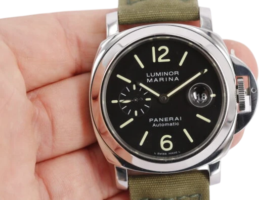 Titel: Pam00104 (Nyhed)
Mærke: Panerai
Model: Luminor Marina
Ref.: PAM0104
Kategori: Sport
Diameter: 44mm
Funktioner: Dato
Årgang: 2010
Pris: 35000
Stand: 8.0 (Brugt)
Skivefarve: Sort
Rem: Andet
Kassemateriale: Stål
Køn: Herre
Match: 100.0%
Billedet ejes af Wine & Watches (969186) Et Panerai ur