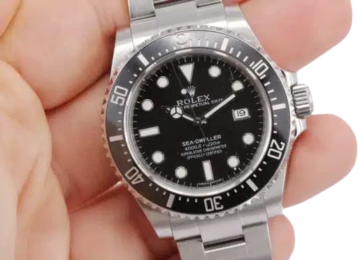Title: Sea-Dweller
Brand: Rolex
Model: Sea-dweller
Ref: 116600
Category: Dykker
Diameter: 40mm
Functions: Dato
Year: 2015
Price: 90000
Condition: 8.0
Dial Color: Sort
Strap: Metal
Case material: Stål
Gender: Herre
Match: 100.0%
Billedet er ejet af Wine & Watches (102154) Et Rolex ur